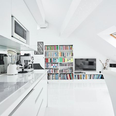 Appartement Unique Design Loft In Middle Of Centre Of Old Town With Netflix à Cracovie Extérieur photo